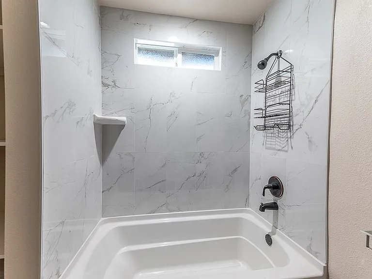 7834 Lilac Ln — Photo 32