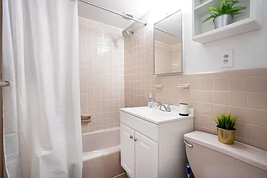 Rented by Eric Goodman Realty Corp