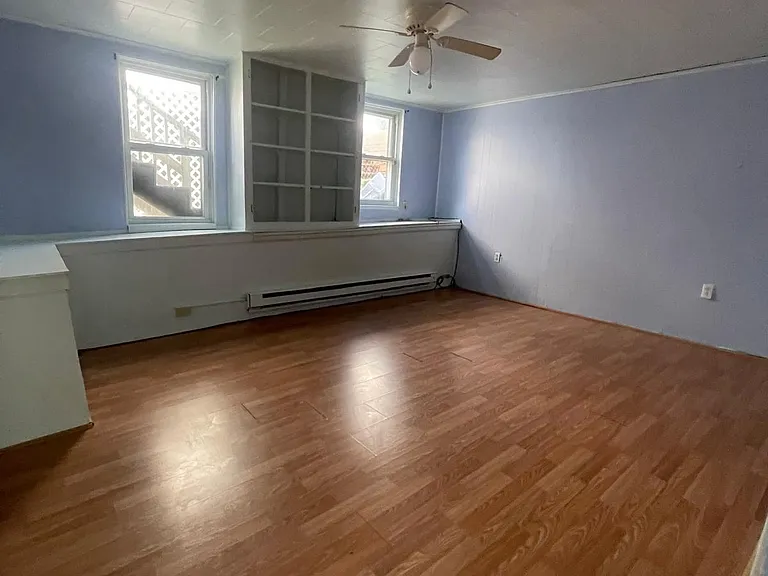 194 Hillside Ave #194 — Photo 3