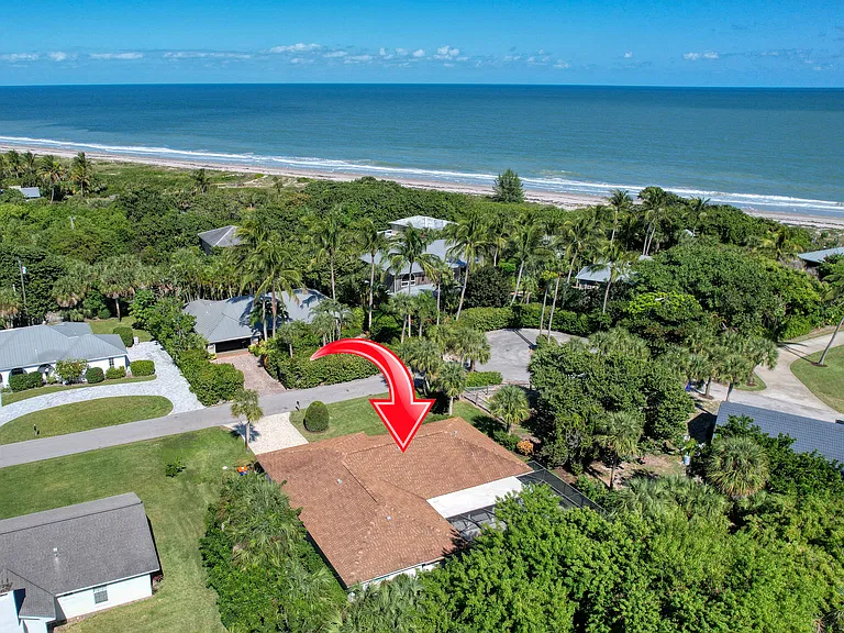 1555 Wyn Cove Dr — Photo 34