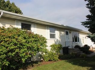 921 N 8th Pl, Sturgeon Bay, WI 54235