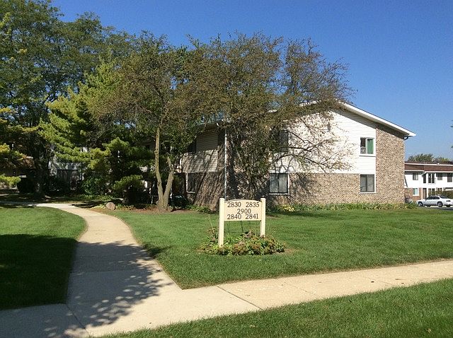1st image of 2830 Mitchell Dr APT 5