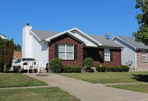 2nd image of 1715 S Wheatmore Dr