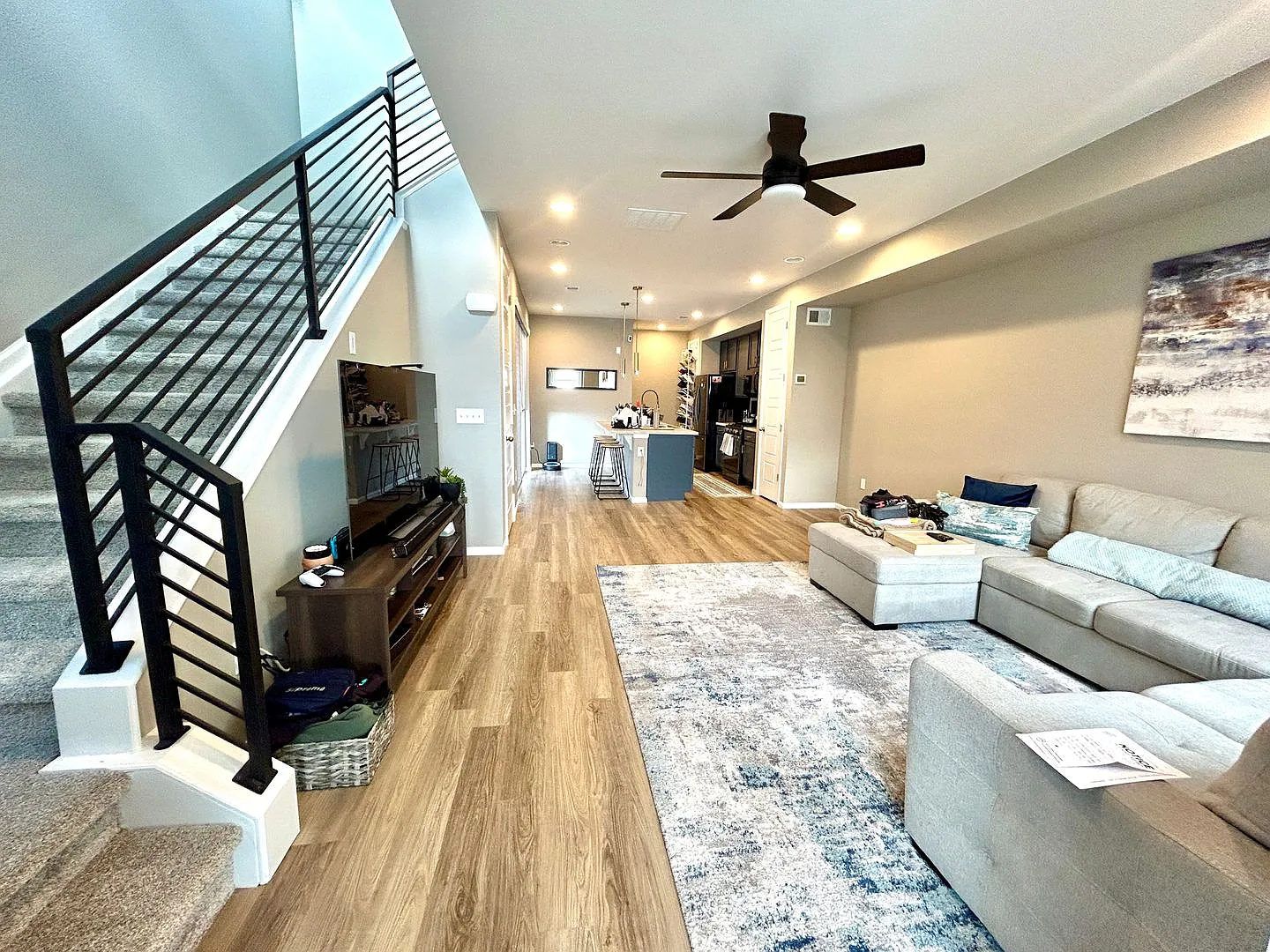 Modern Luxury Living and Gourmet Kitchen! $300 off 1st month rent — Photo 2