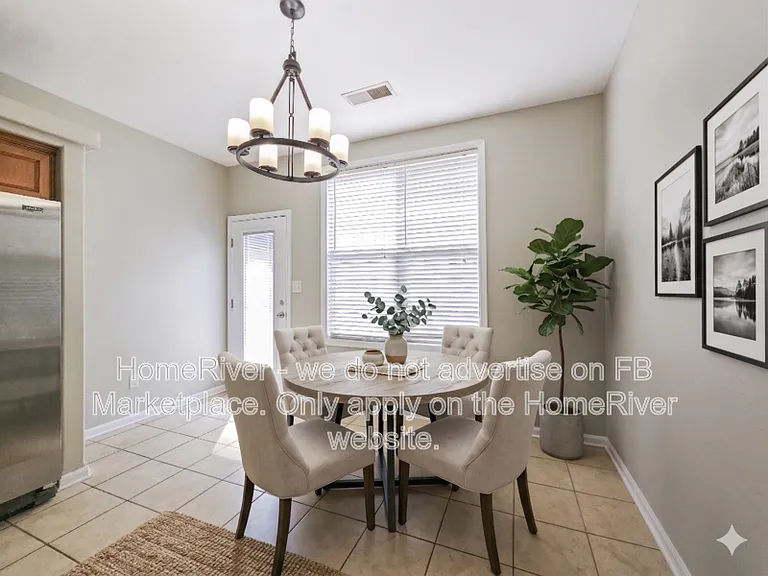 2752 Golden Rod Ln — Photo 3