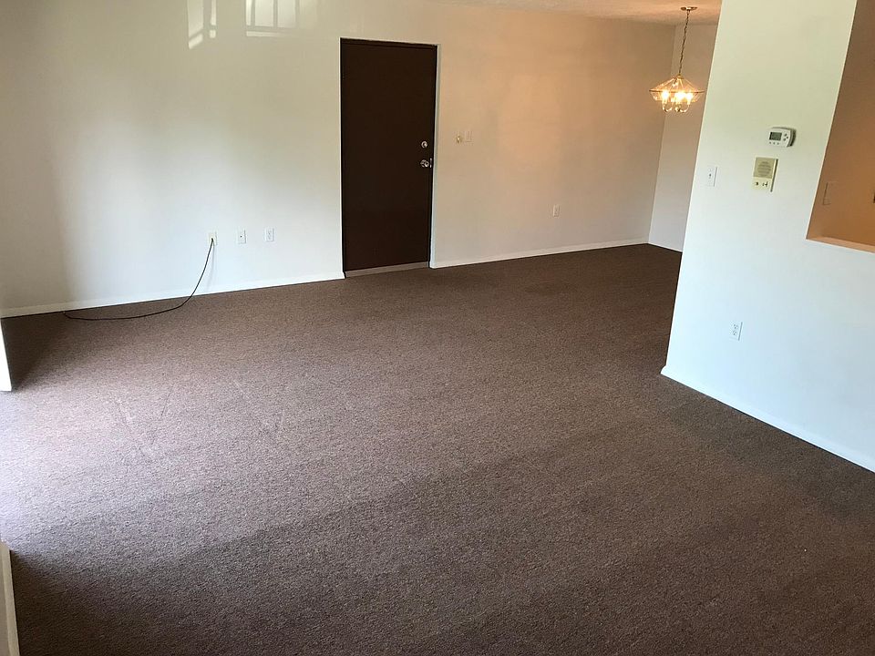 L-shape dining/living room