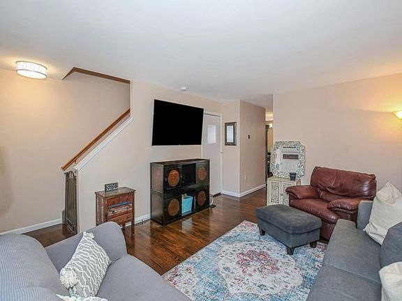 4th image of 307 Beach 102 St #102