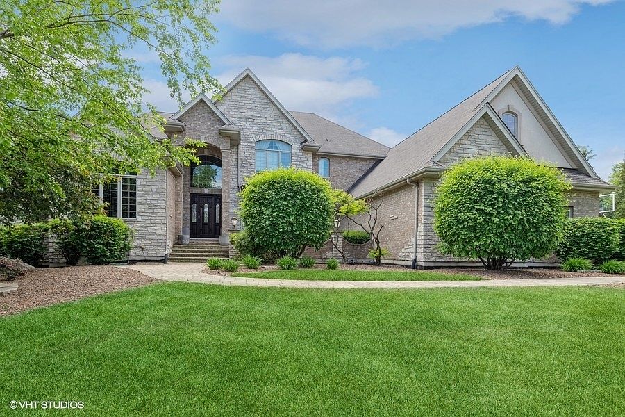 17948 S Crystal Lake Dr, Mokena, IL 60448 Zillow