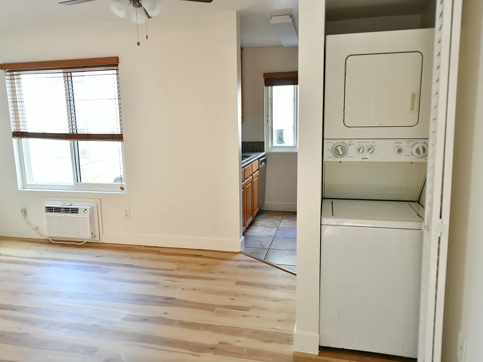 Cascadia Apartments