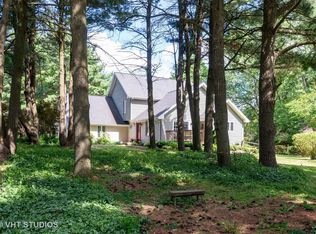 48W153 Shadetree Ct, Maple Park, IL 60151