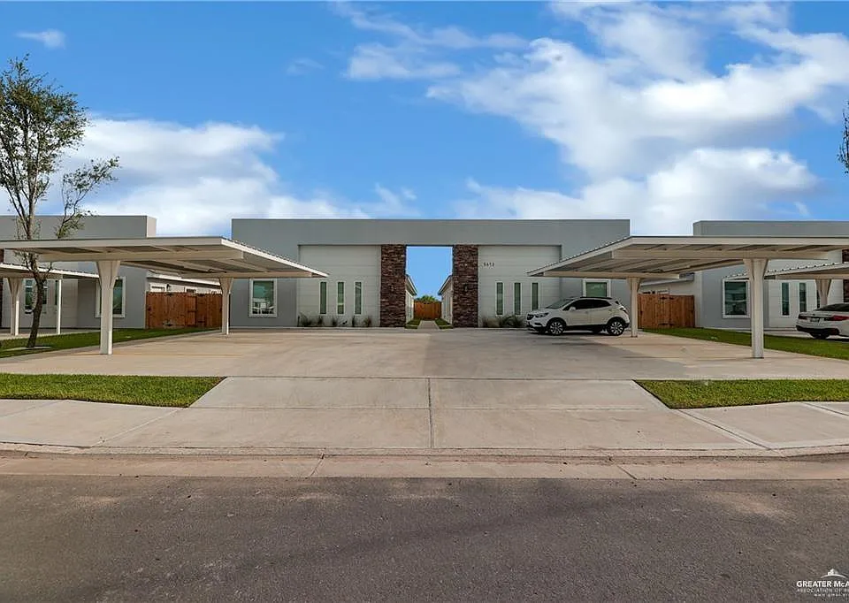 5613 Notre Dame Ave #3