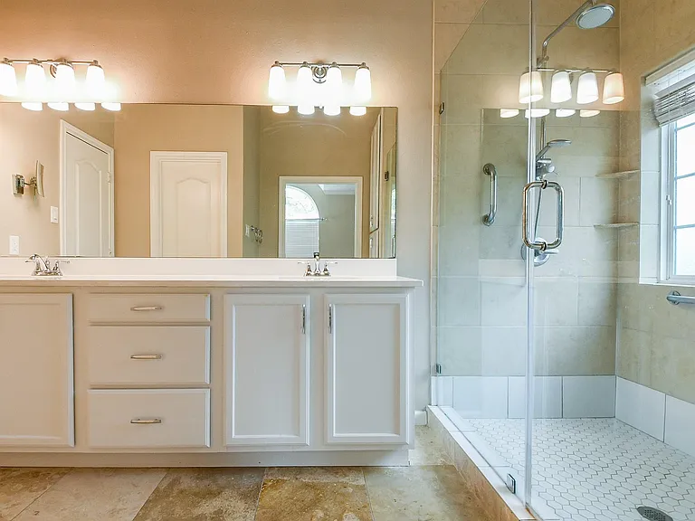 21818 Windsor Castle Dr — Photo 20