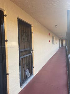1075 W 68th St APT 108, Hialeah, FL, 33014