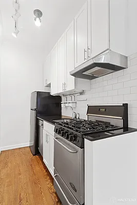 Rented by Halstead Real Estate | media 16
