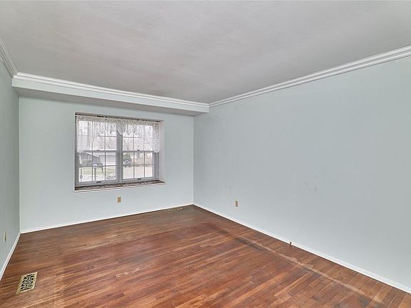 4th image of 4330 Tanglebrook Dr