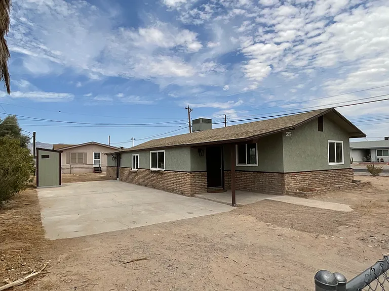 4505 S Calle Amigo — Photo 1