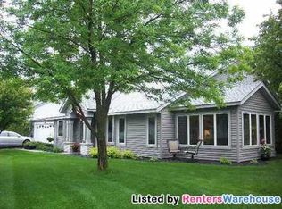 2529 Manitou Ln, White Bear Lake, MN 55110