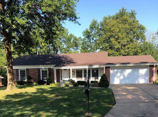 329 Norwich Ct, Ballwin, MO