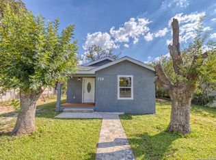 723 W Leona, Uvalde, TX 78801