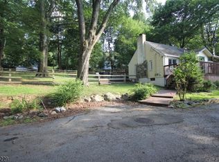 309 E Shore Trl, Sparta, NJ 07871