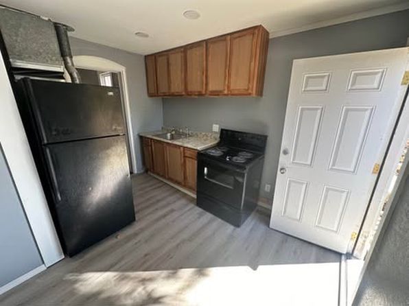 (undisclosed Address)