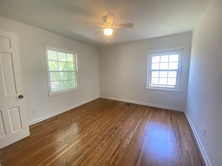 2216 S Florence Ave — Photo 8