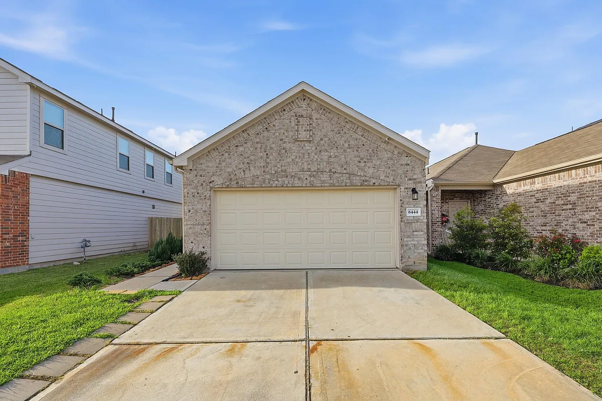 Building Photo - 6444 Wenlock Dr