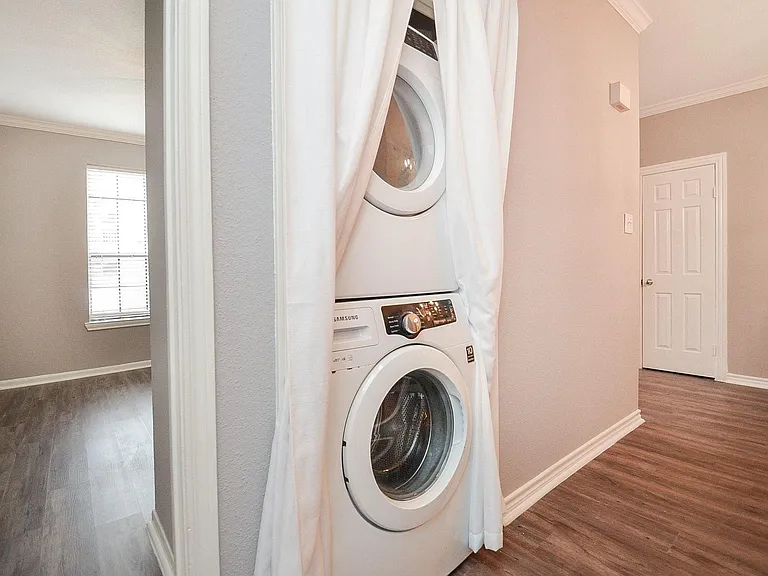 2255 Braeswood Park Dr #195 — Photo 14