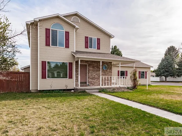 215 Plantation Ln, Idaho Falls, ID 83404
