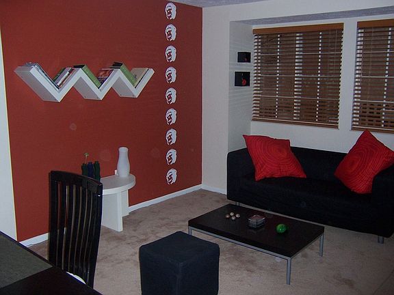 2nd floor / living room