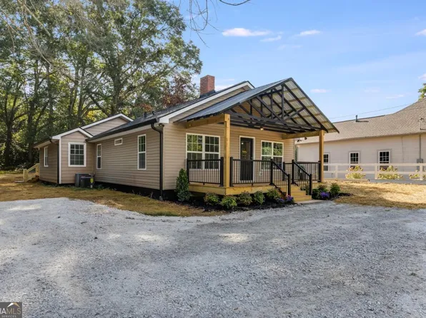 717 Wedowee St, Bowdon, GA 30108