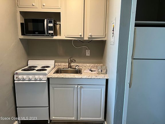 4th image of 55 Sea Park Blvd APT 112