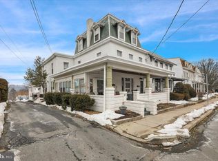 17 E Summit St, Mohnton, PA 19540