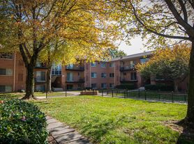 Glen Willow Apartments