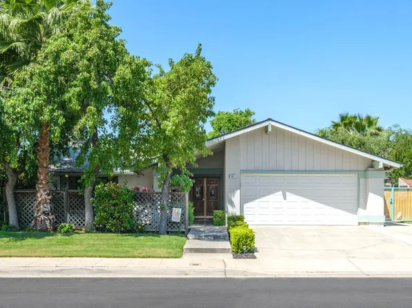 422 Whittier Ave, Clovis, CA 93611