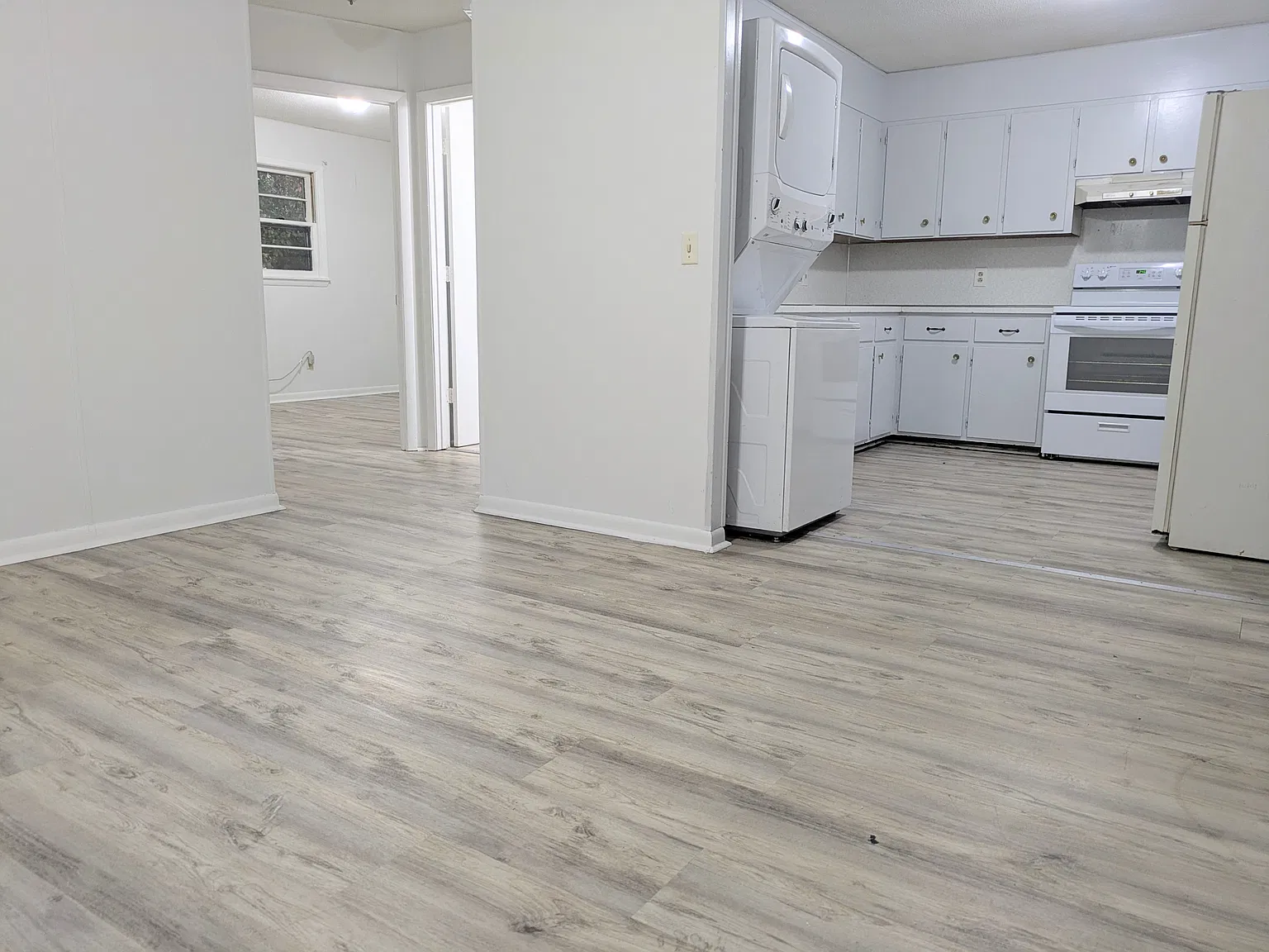 2 bed, 965 sqft, $999 — Photo 4