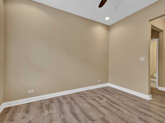 4th image of 3807 W Polk St APT 1