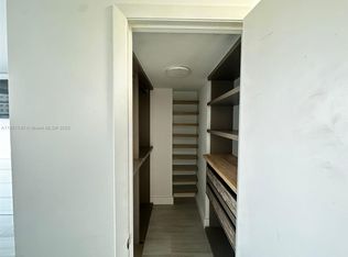 2780 NE 183rd St APT 611, Aventura, FL 33160