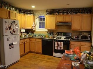 24 Calumet St #4A, Boston, MA 02120