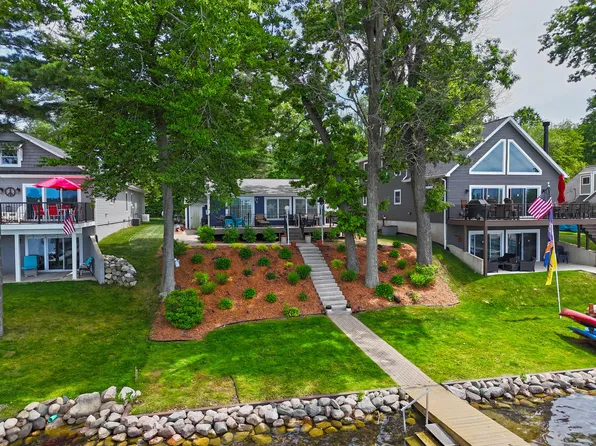 30812 Polk Rd, Dowagiac, MI 49047