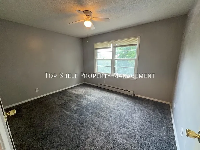 3119 Grand Ave #4 — Photo 4