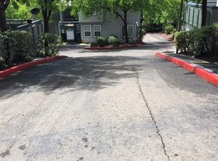 15977 Maubert Ave APT 201, San Leandro, CA