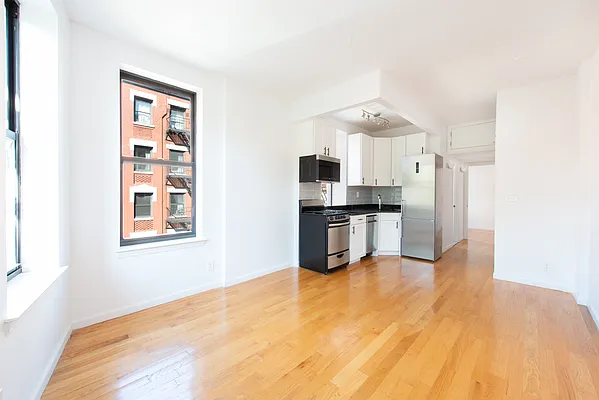 Rented by Douglas Elliman | media 2