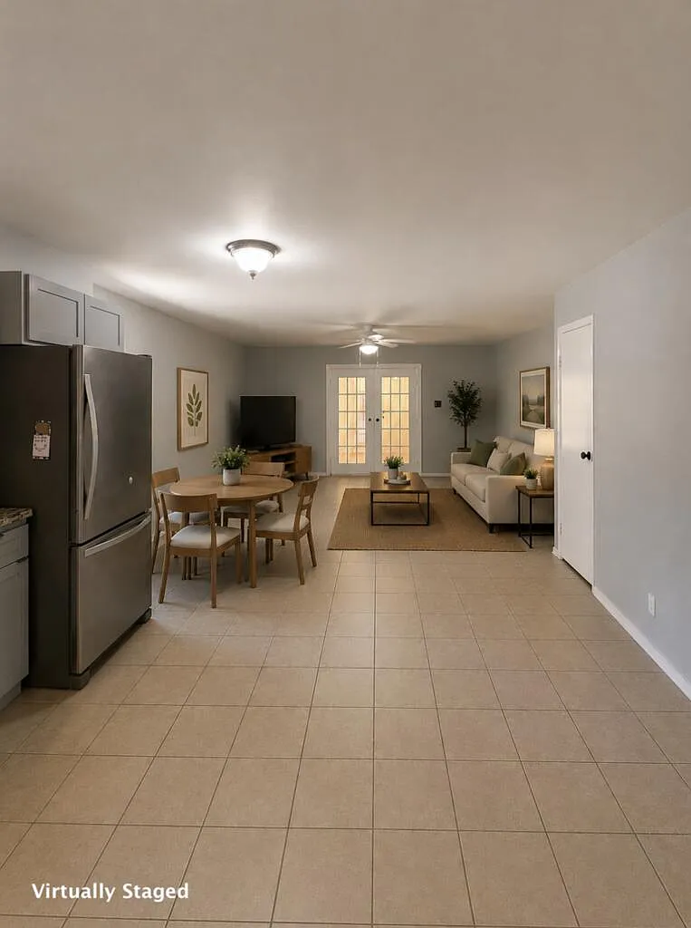 3 bed, 2.5 bath, 1644 sqft, $1,950 — Photo 4