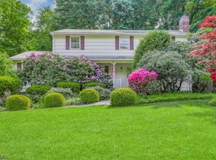 51 Long Hill Rd, Oakland, NJ 07436