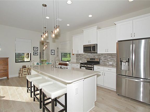 4th image of 13597 Starwood Ln