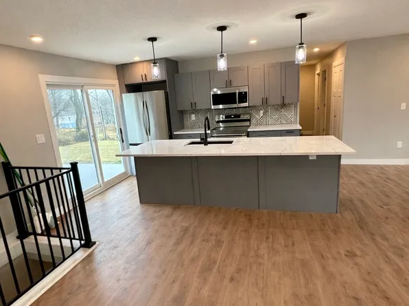 6309 E 152nd Ter, Grandview, MO 64030