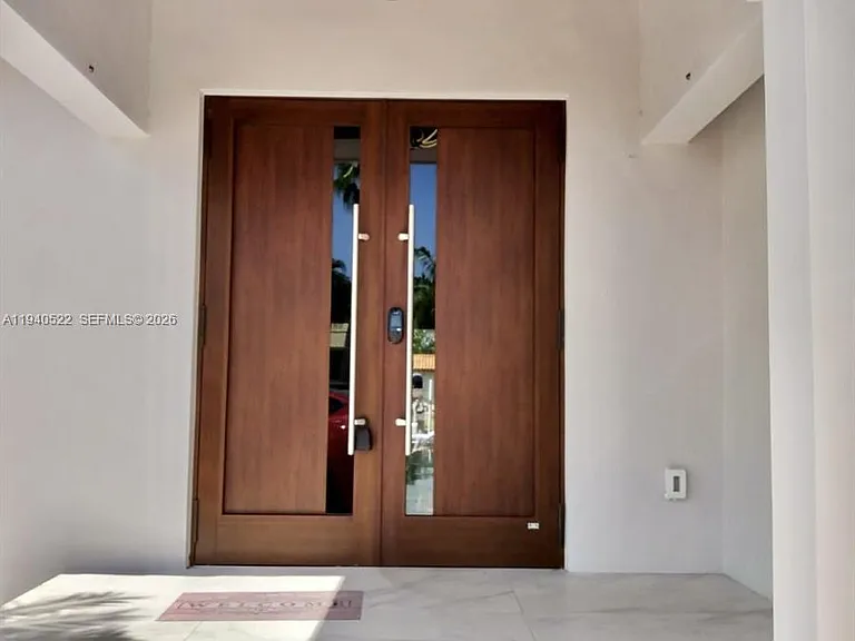 13240 Ortega Ln — Photo 2
