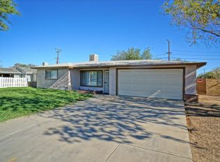 1205 W Avenue J14, Lancaster, CA 93534