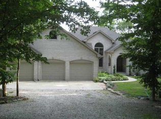 1907 Dynasty Lake Dr, Martinsville, IN 46151